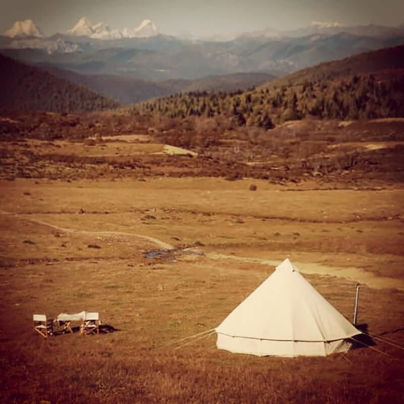 bell tent 5m Sibley 500 Ultimate in front of mountains